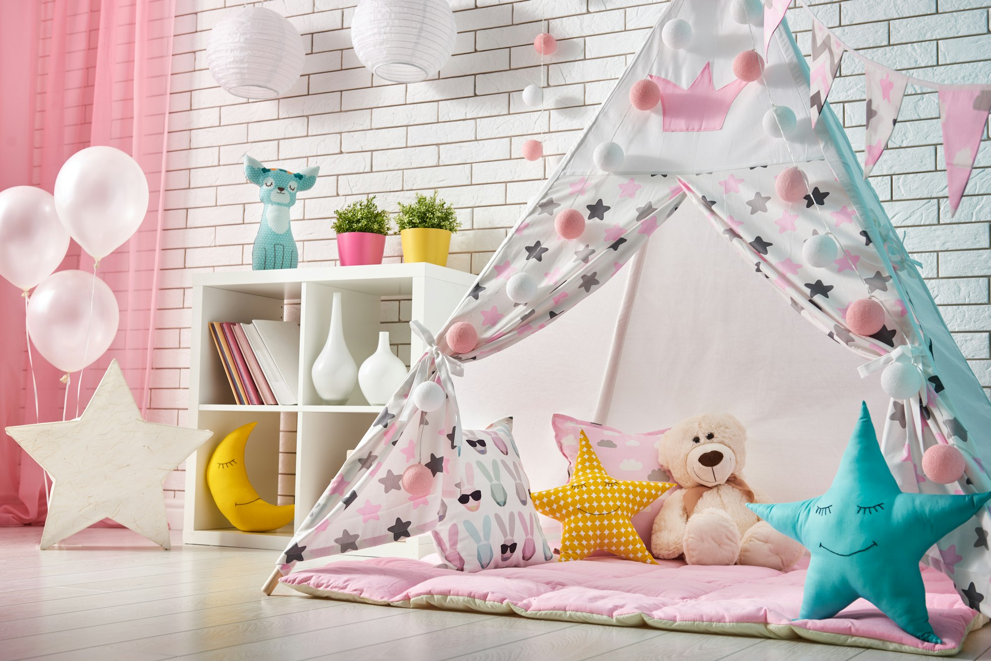 Lire la suite à propos de l’article Quels facteurs devrait-on considérer lors du choix d’une peinture antibactérienne pour une chambre d’enfant ? 🧒🏼
